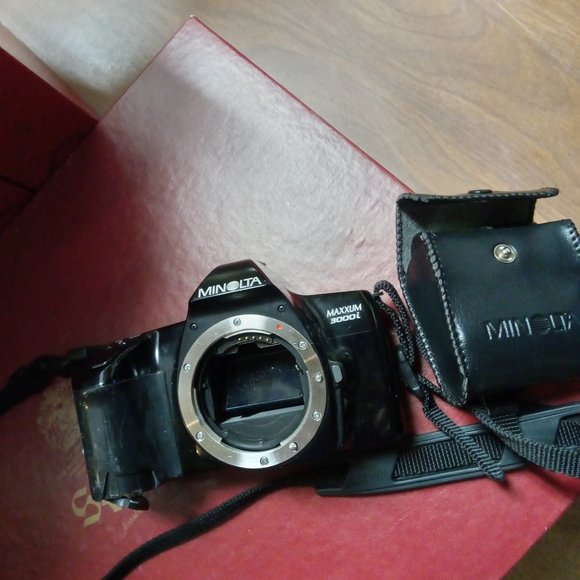 Minolta 3000i maximum camera with accessrories